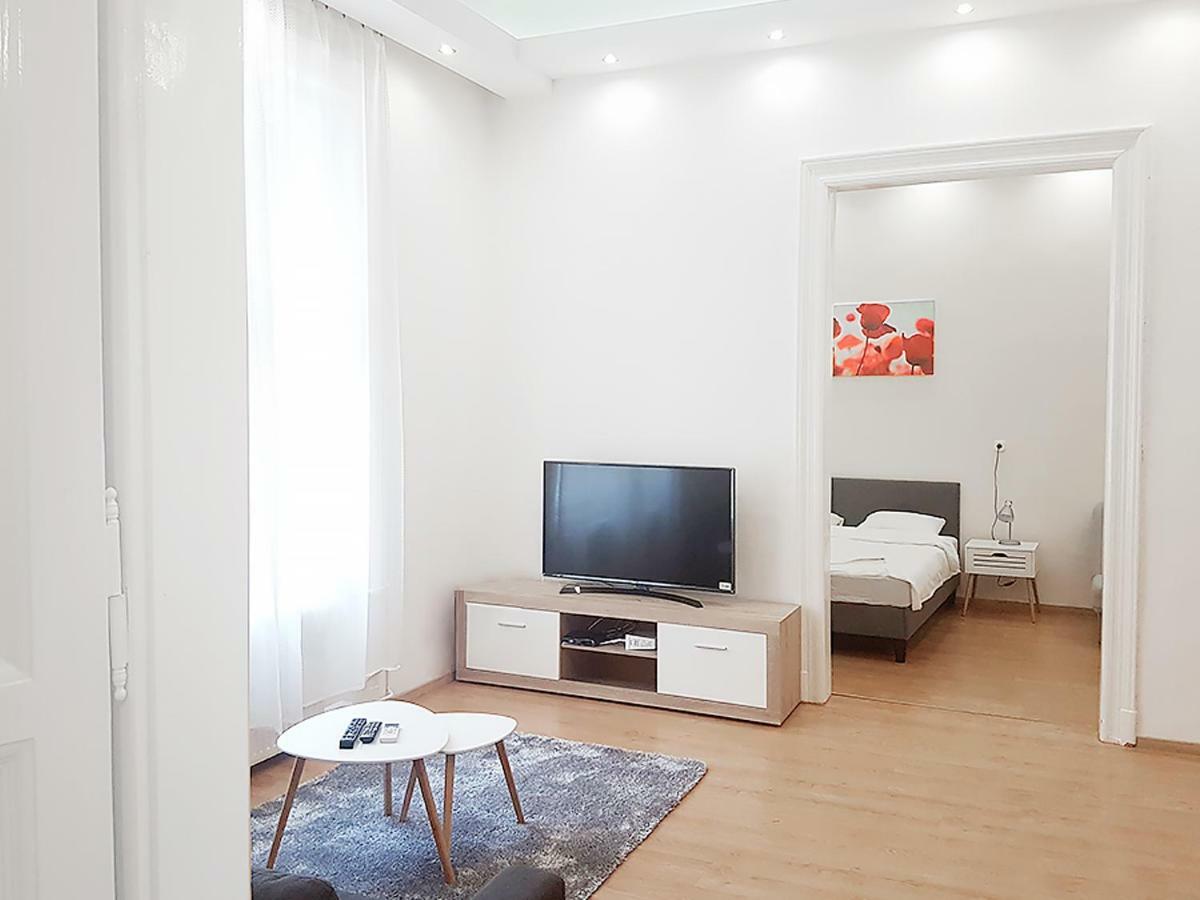 Akacfa 36 Budapest 91 mt 3 bedroom District 7 Exterior foto